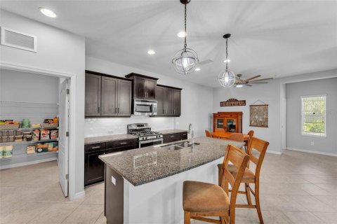 House in Sarasota, Florida 4 bedrooms, 241.27 sq.m. № 1510452 - photo 6