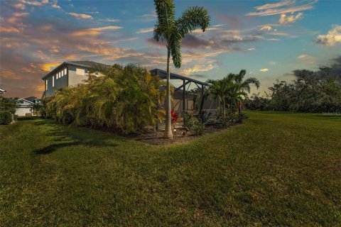 House in Sarasota, Florida 4 bedrooms, 241.27 sq.m. № 1510452 - photo 24