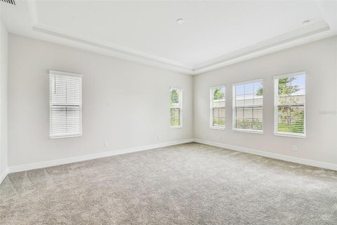 House in San Antonio, Florida 5 bedrooms, 291.53 sq.m. № 1629888 - photo 28