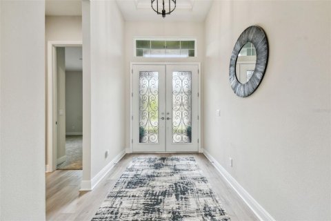 House in San Antonio, Florida 5 bedrooms, 291.53 sq.m. № 1629888 - photo 4
