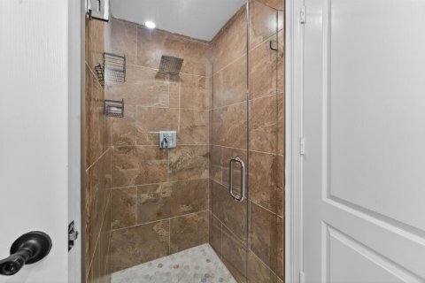 Villa ou maison à vendre à West Palm Beach, Floride: 4 chambres, 212 m2 № 2146430 - photo 13