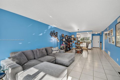 Copropriété à vendre à Boynton Beach, Floride: 2 chambres, 89.46 m2 № 1925578 - photo 13