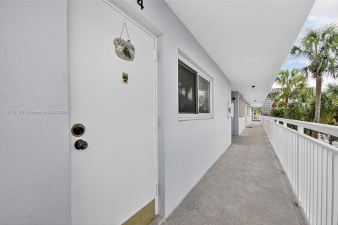 Copropriété à vendre à Boynton Beach, Floride: 2 chambres, 89.46 m2 № 1925578 - photo 2