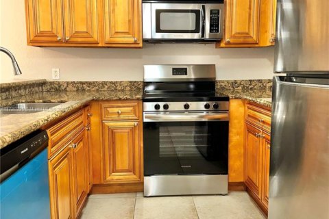 Condo in West Palm Beach, Florida, 2 bedrooms  № 1698254 - photo 20