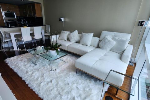 Condo in Miami Beach, Florida, 1 bedroom № 2079318 - photo 24