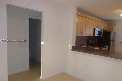 Copropriété à vendre à Miramar, Floride: 2 chambres, 92.9 m2 № 2035243 - photo 2