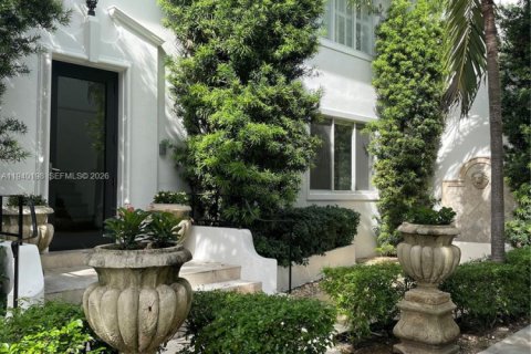 Apartment in Miami Beach, Florida 2 bedrooms, 111.48 sq.m. № 1998199 - photo 29