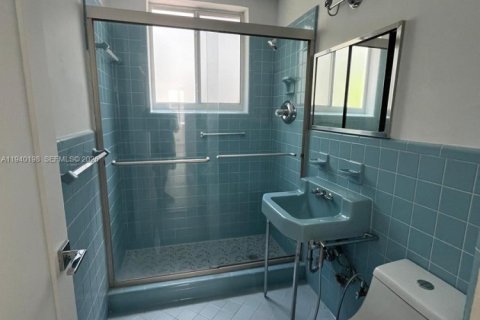 Apartment in Miami Beach, Florida 2 bedrooms, 111.48 sq.m. № 1998199 - photo 16