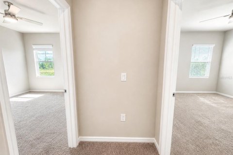 Casa en alquiler en Clermont, Florida, 4 dormitorios, 206.8 m2 № 2157817 - foto 22
