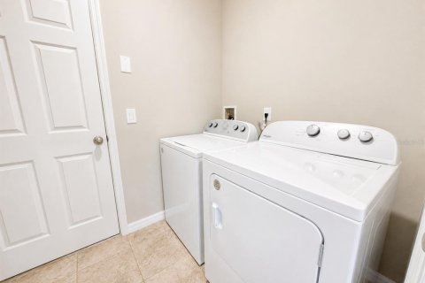 Casa en alquiler en Clermont, Florida, 4 dormitorios, 206.8 m2 № 2157817 - foto 17