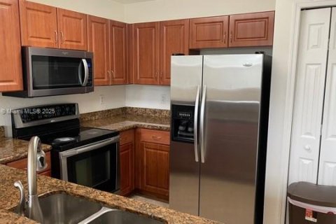 Copropriété à louer à Doral, Floride: 3 chambres, 128.67 m2 № 1972759 - photo 5