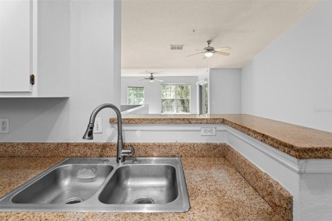 Condo in Orlando, Florida, 1 bedroom  № 1449487 - photo 15