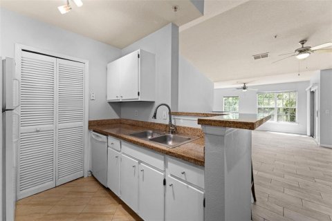 Condo in Orlando, Florida, 1 bedroom  № 1449487 - photo 12