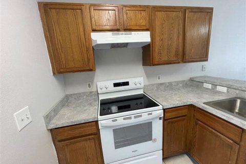 Adosado en venta en Sanford, Florida, 2 dormitorios, 98.1 m2 № 1678174 - foto 5