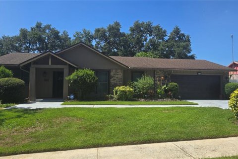 Casa en venta en Orlando, Florida, 4 dormitorios, 160.26 m2 № 1906404 - foto 1