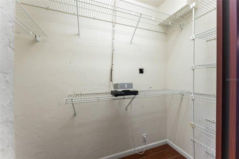 Купить виллу или дом в Гейнсвилл, Флорида 12 комнат, 264.77м2, № 2411462 - фото 14