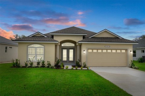 Casa en venta en Homosassa, Florida, 4 dormitorios, 187.76 m2 № 1772096 - foto 1