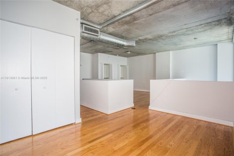 Copropriété à louer à Miami, Floride: 3 chambres, 116.59 m2 № 1969388 - photo 6