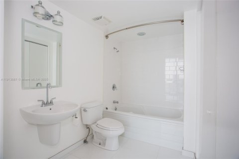 Copropriété à louer à Miami, Floride: 3 chambres, 116.59 m2 № 1969388 - photo 9