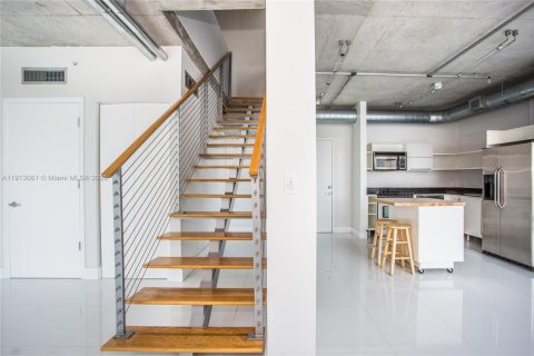 Copropriété à louer à Miami, Floride: 3 chambres, 116.59 m2 № 1969388 - photo 4