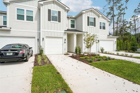 Touwnhouse à vendre à Jacksonville, Floride: 3 chambres, 143.91 m2 № 2418793 - photo 3