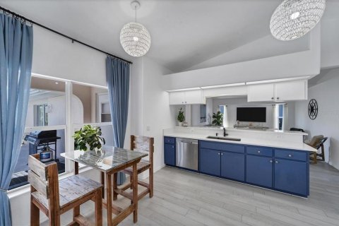 Villa ou maison à vendre à Rotonda, Floride: 4 chambres, 220.09 m2 № 1734483 - photo 10