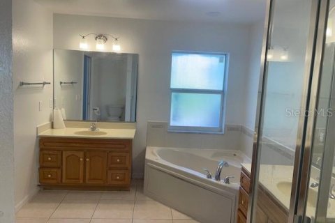 Villa ou maison à louer à Ocala, Floride: 4 chambres, 194.72 m2 № 2111711 - photo 14
