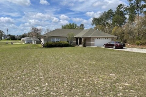 Villa ou maison à Ocala, Floride 4 chambres, 194.72 m2 № 2111711