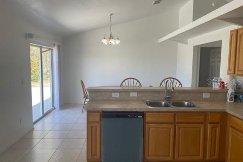 Villa ou maison à louer à Ocala, Floride: 4 chambres, 194.72 m2 № 2111711 - photo 10