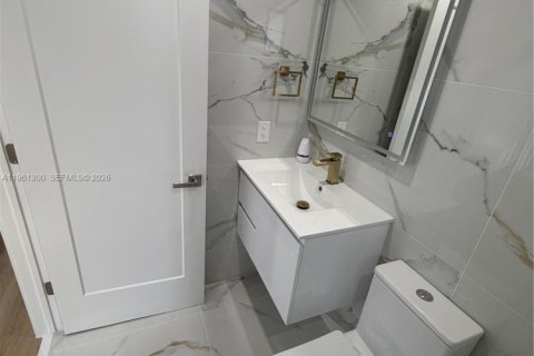 Villa ou maison à vendre à Miami, Floride: 3 chambres, 104.05 m2 № 2024955 - photo 24