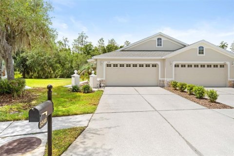 Casa en venta en Wesley Chapel, Florida, 3 dormitorios, 155.61 m2 № 2124344 - foto 3