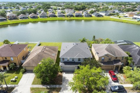 Casa en venta en Kissimmee, Florida, 5 dormitorios, 318.1 m2 № 1678046 - foto 27