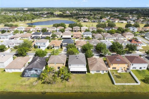 Casa en venta en Kissimmee, Florida, 5 dormitorios, 318.1 m2 № 1678046 - foto 25