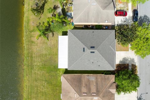 Casa en venta en Kissimmee, Florida, 5 dormitorios, 318.1 m2 № 1678046 - foto 26