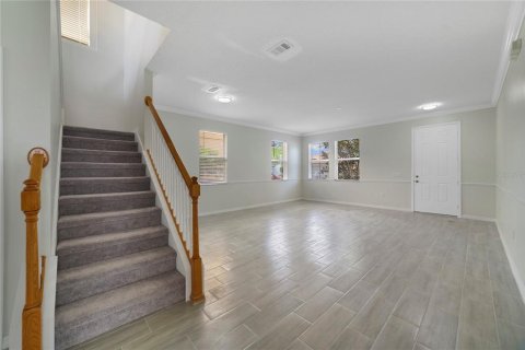 Casa en venta en Kissimmee, Florida, 5 dormitorios, 318.1 m2 № 1678046 - foto 5