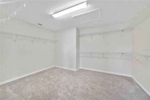 Casa en venta en Kissimmee, Florida, 5 dormitorios, 318.1 m2 № 1678046 - foto 13