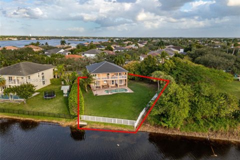 Casa en venta en Miramar, Florida, 6 dormitorios, 332.03 m2 № 1995622 - foto 3