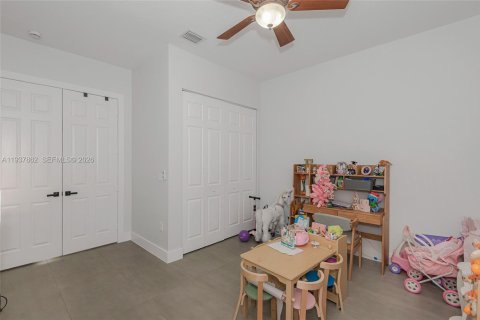 Casa en venta en Miramar, Florida, 6 dormitorios, 332.03 m2 № 1995622 - foto 22