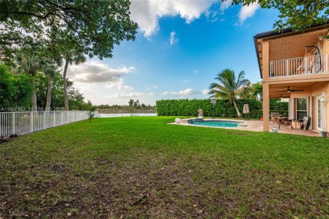 Casa en venta en Miramar, Florida, 6 dormitorios, 332.03 m2 № 1995622 - foto 5