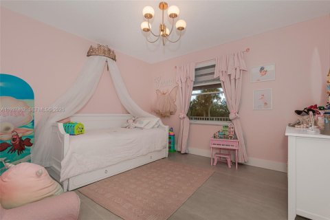 Casa en venta en Miramar, Florida, 6 dormitorios, 332.03 m2 № 1995622 - foto 21
