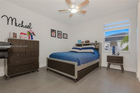 Casa en venta en Miramar, Florida, 6 dormitorios, 332.03 m2 № 1995622 - foto 24