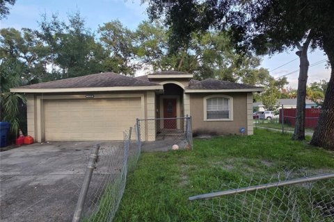 Villa ou maison à Saint Petersburg, Floride 3 chambres, 137.22 m2 № 2402792