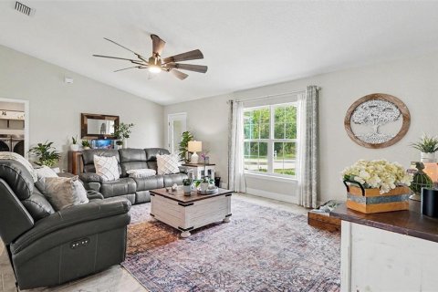 Villa ou maison à vendre à Ocala, Floride: 3 chambres, 149.39 m2 № 2148128 - photo 4