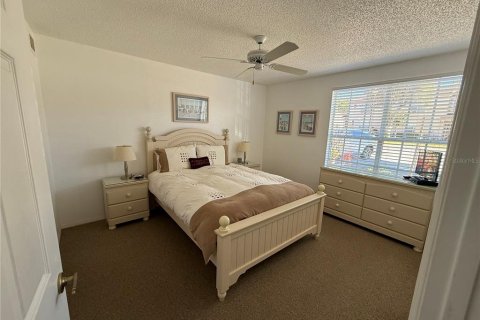 Touwnhouse à vendre à Kissimmee, Floride: 2 chambres, 94.02 m2 № 2128477 - photo 8