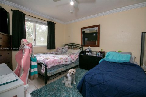 Condo in Cutler Bay, Florida, 2 bedrooms  № 1924933 - photo 15