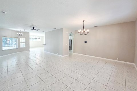 House in Palm Coast, Florida 3 bedrooms, 236.34 sq.m. № 1509692 - photo 12