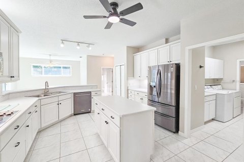 House in Palm Coast, Florida 3 bedrooms, 236.34 sq.m. № 1509692 - photo 14
