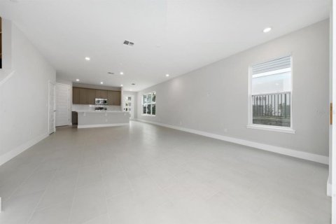 Townhouse in Kissimmee, Florida 3 bedrooms, 155.15 sq.m. № 2224304 - photo 14