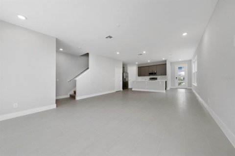 Townhouse in Kissimmee, Florida 3 bedrooms, 155.15 sq.m. № 2224304 - photo 13