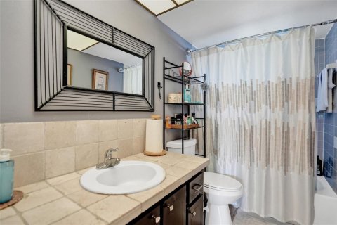 Купить кондоминиум в Санрайз, Флорида 1 спальня, 77.11м2, № 2083112 - фото 13